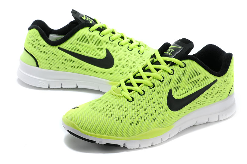 Femmes TR FIT 3 RESPIRER Free 5.0 chaussures de course vert noir blanc (1)